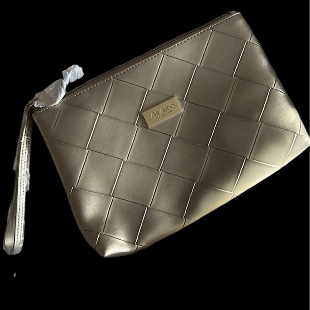 Shiseido Elegant Cream Woven Wristlet